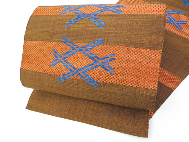 リサイクル　八寸名古屋帯　紬織　開き仕立て　横段　変わり菱文